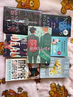 YA-Adult romance/romantasy books