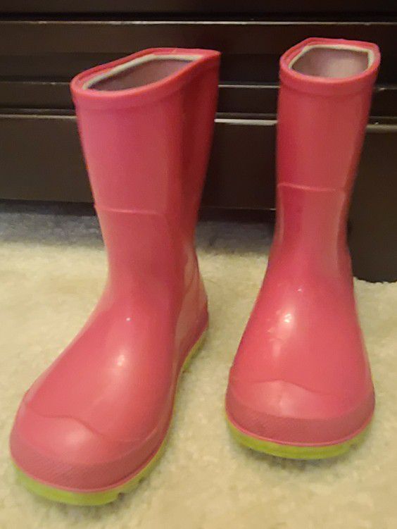 Size 5/6c Girl Pink rain Boots