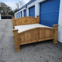 King size bed $420