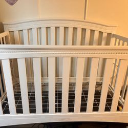 Full size crib