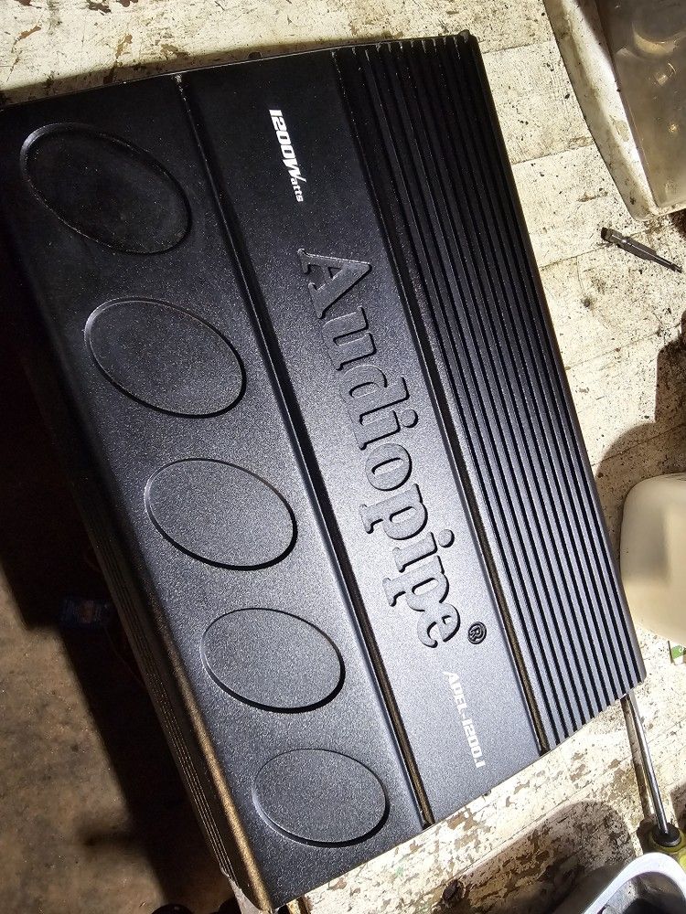 Audiopipe Amp