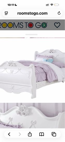 Free Full Size Older Bed Frame.
