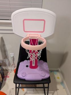 Kids Basketball Hoop With Three Basket Balls