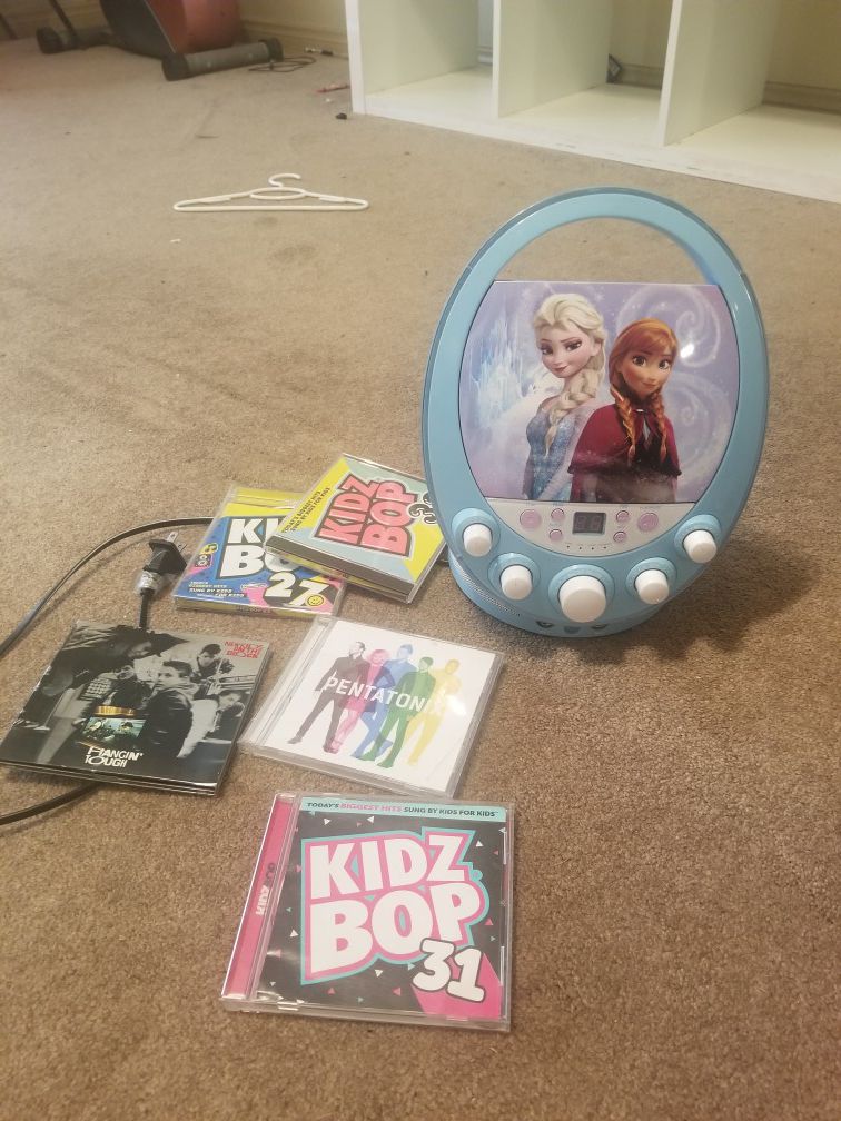 Kids CD player with CDs