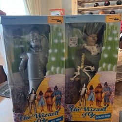 The Wizard Of OZ Original Toys R Us Figure- Scarecrow & The Tin Man