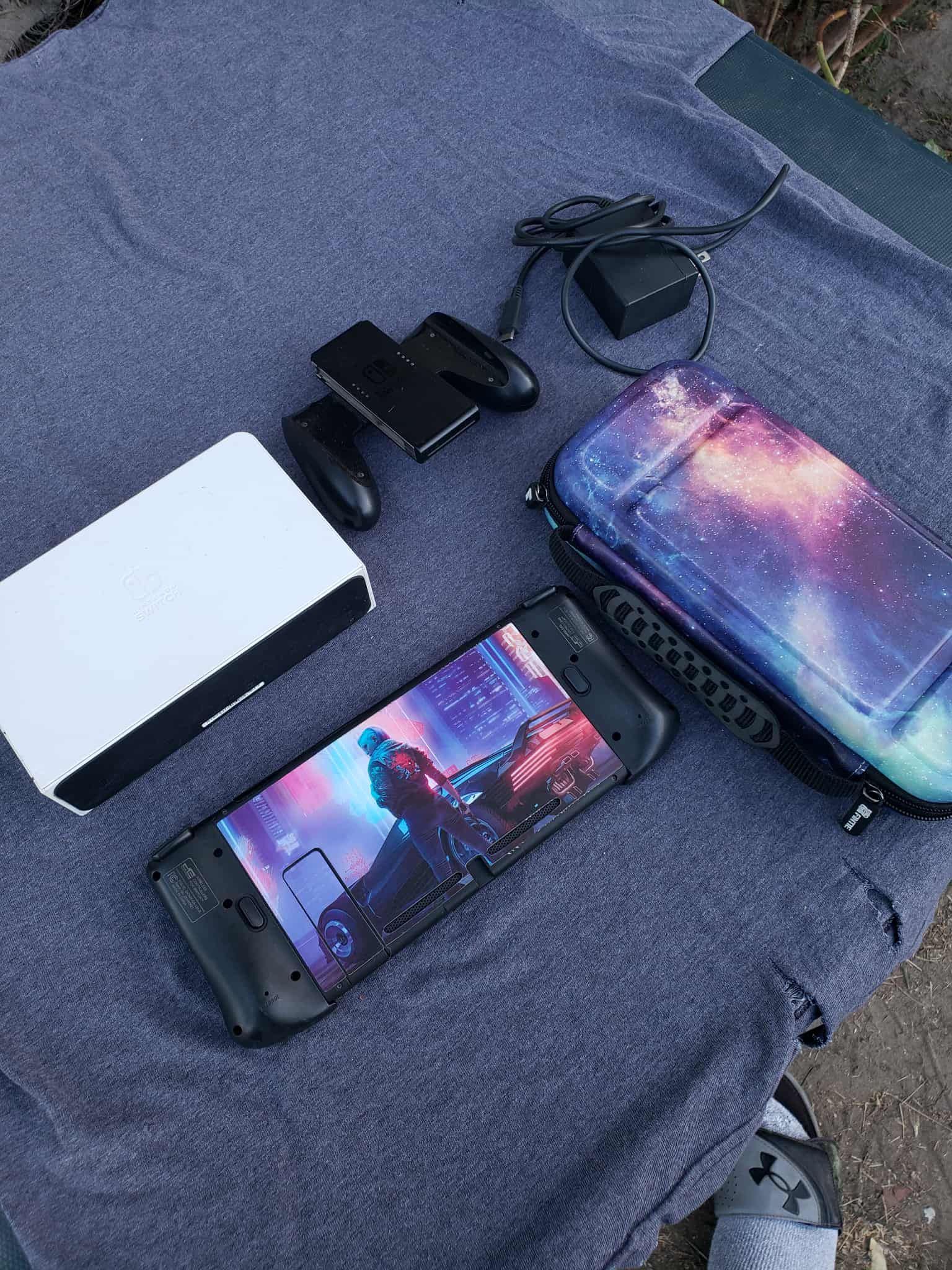 White limited edition Dock includes with 2020 V2 128GB Nintendo Switch with original case & Charger. $175! I do have games $40! Each or 3 for $100!
