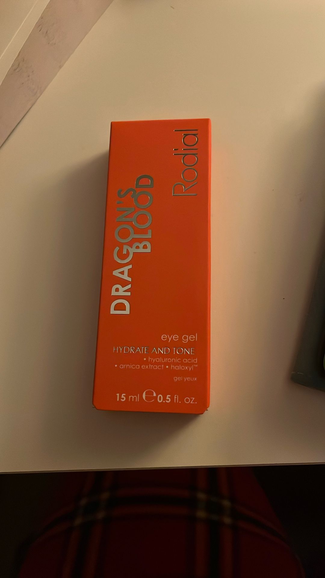 Rodial Dragon’s Blood Eye Gel Hydrate & Tone