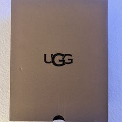 UGGS KIDS CLASSIC ULTRA MINI PLATFORM SIZE 6