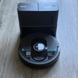 Shark Robot Vacuum 