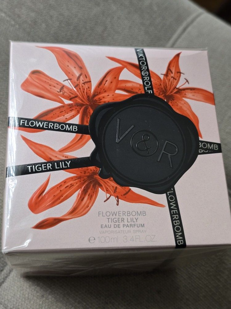 100ml womens perfume. Brand new $150