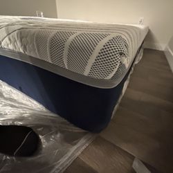 Bed Queen Size 14 Inch Thickness 