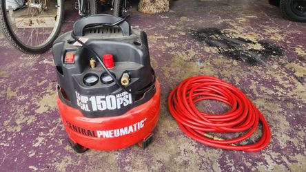 Portable compressor with hose
