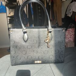 Guess Los Angeles Tote Purse