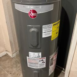 Rheem Performance 40 Gallon Electric water Heater
