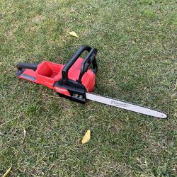 Milwaukee M18 Fuel Chainsaw 16”