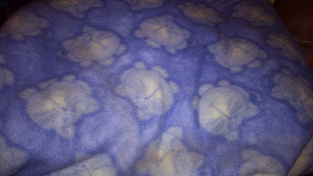 4 yards Light purple cat fleece