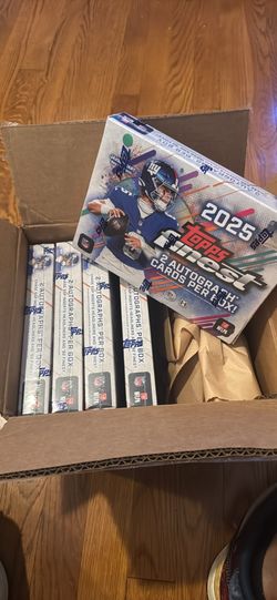 2025 Topps finest football hobby boxes