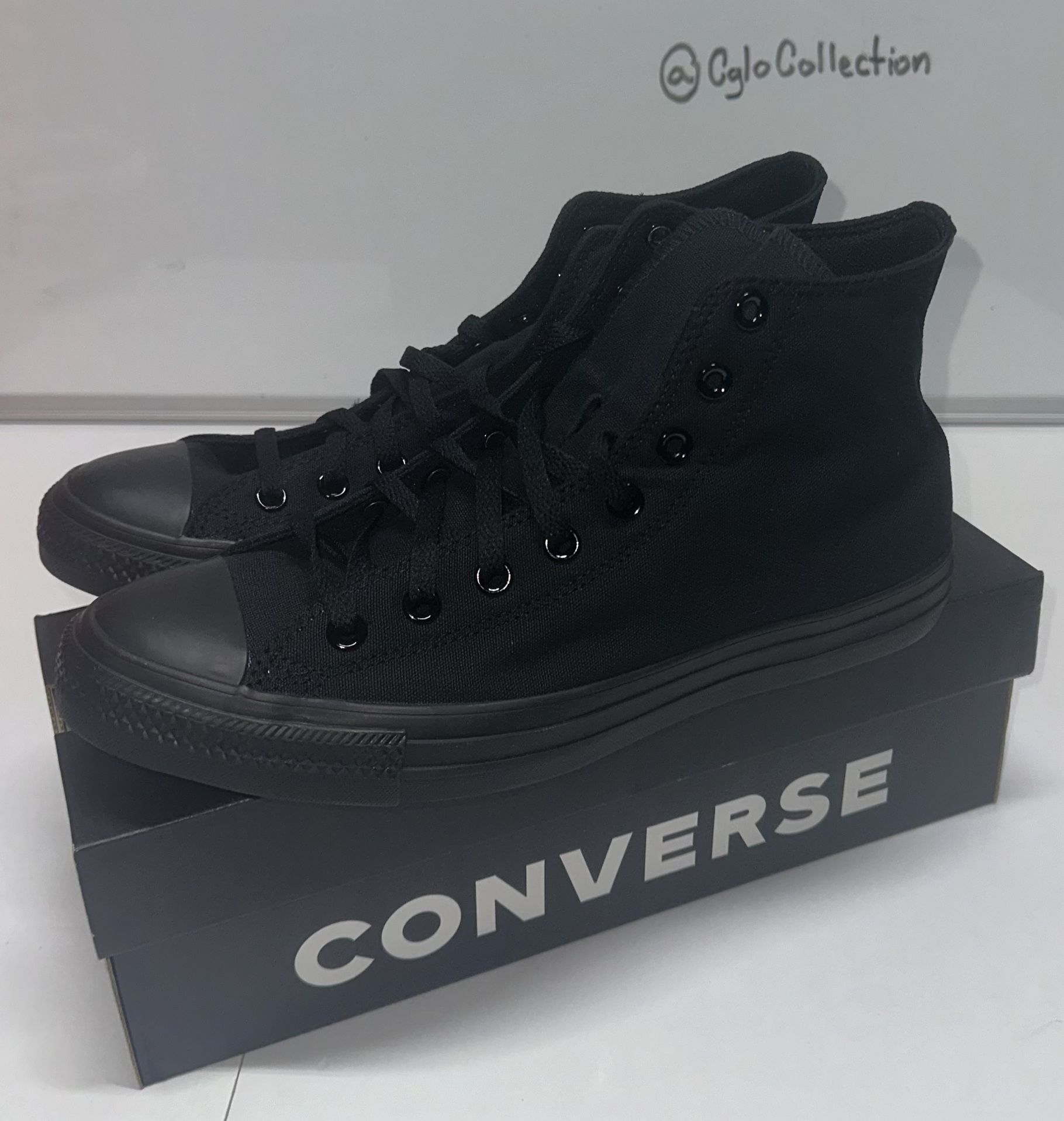 Converse Chuck Taylor All Star High Top (Size 10 Men’s)