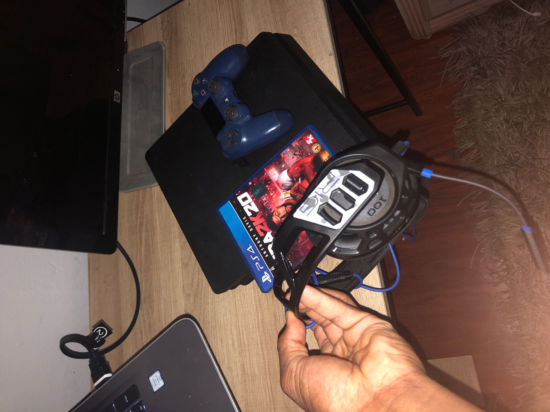 Ps4 & controller , turtle beach recon headset , NBA 2k20 (all cords)