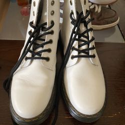 Dr marten zavala white leather boots