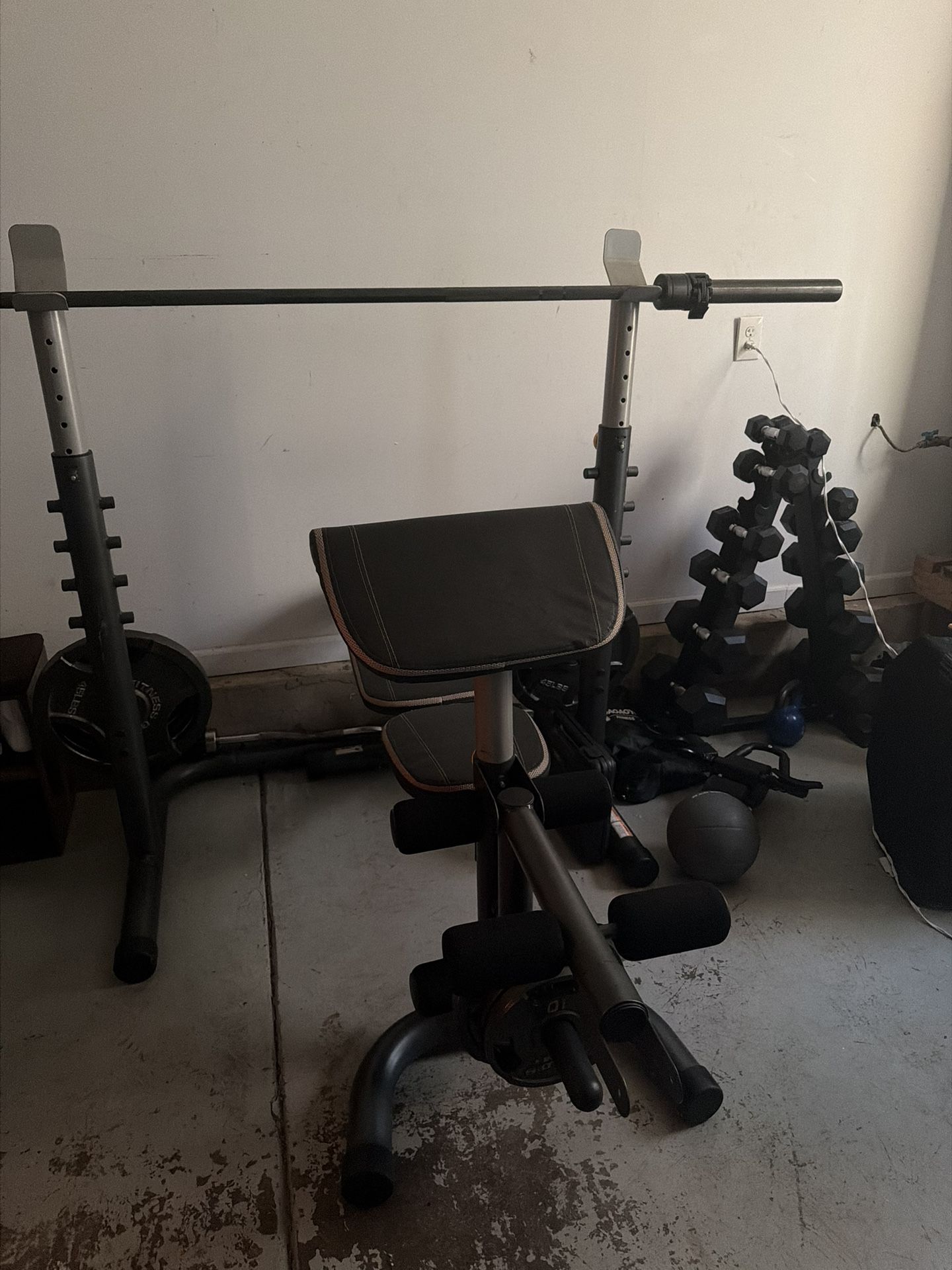 Golds Gyms Weight Set