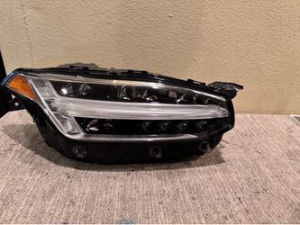 2016 to 2023 VOLVO XC90 HEADLIGHT RH