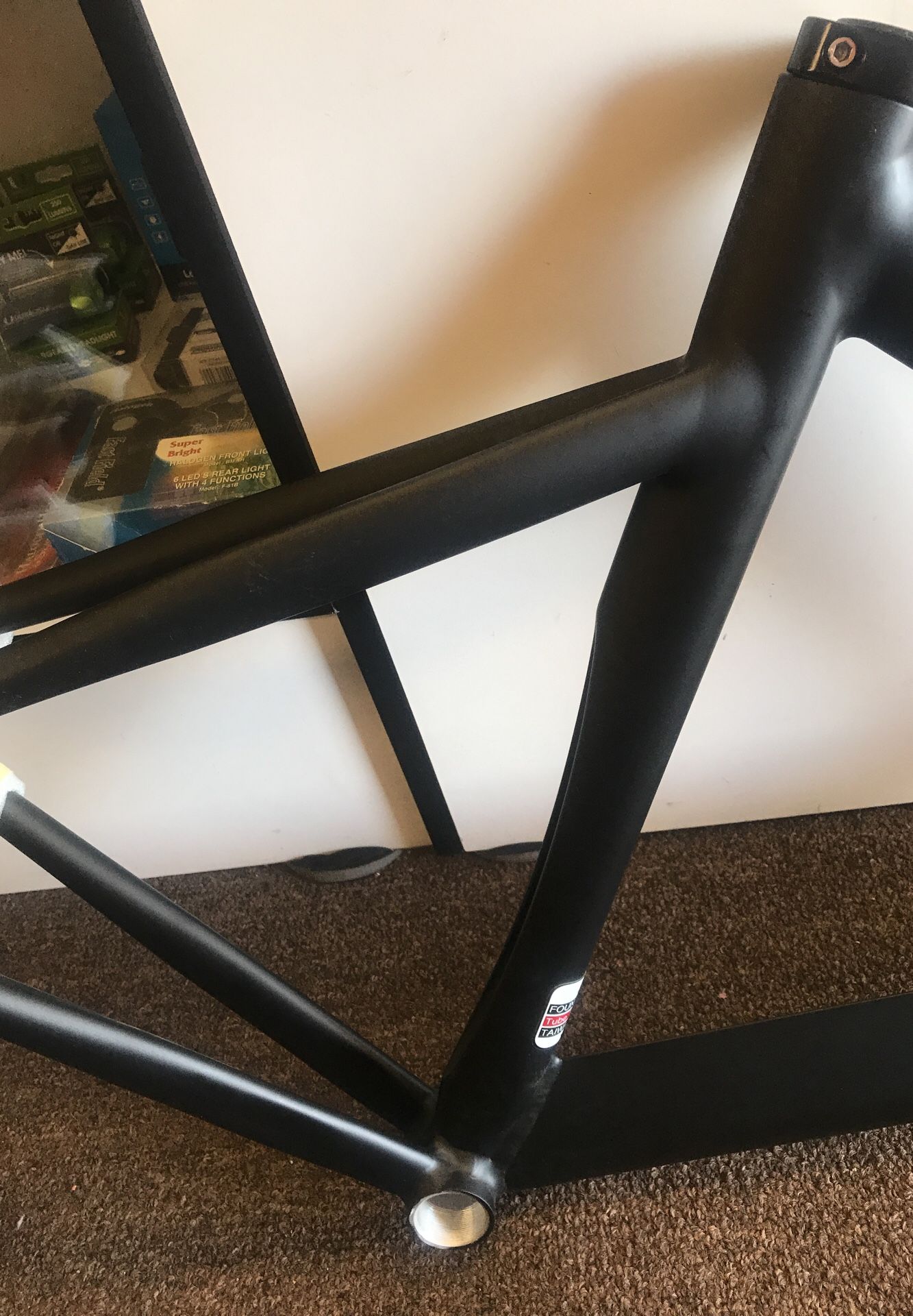 Leader frame 735 size 53 available in white too