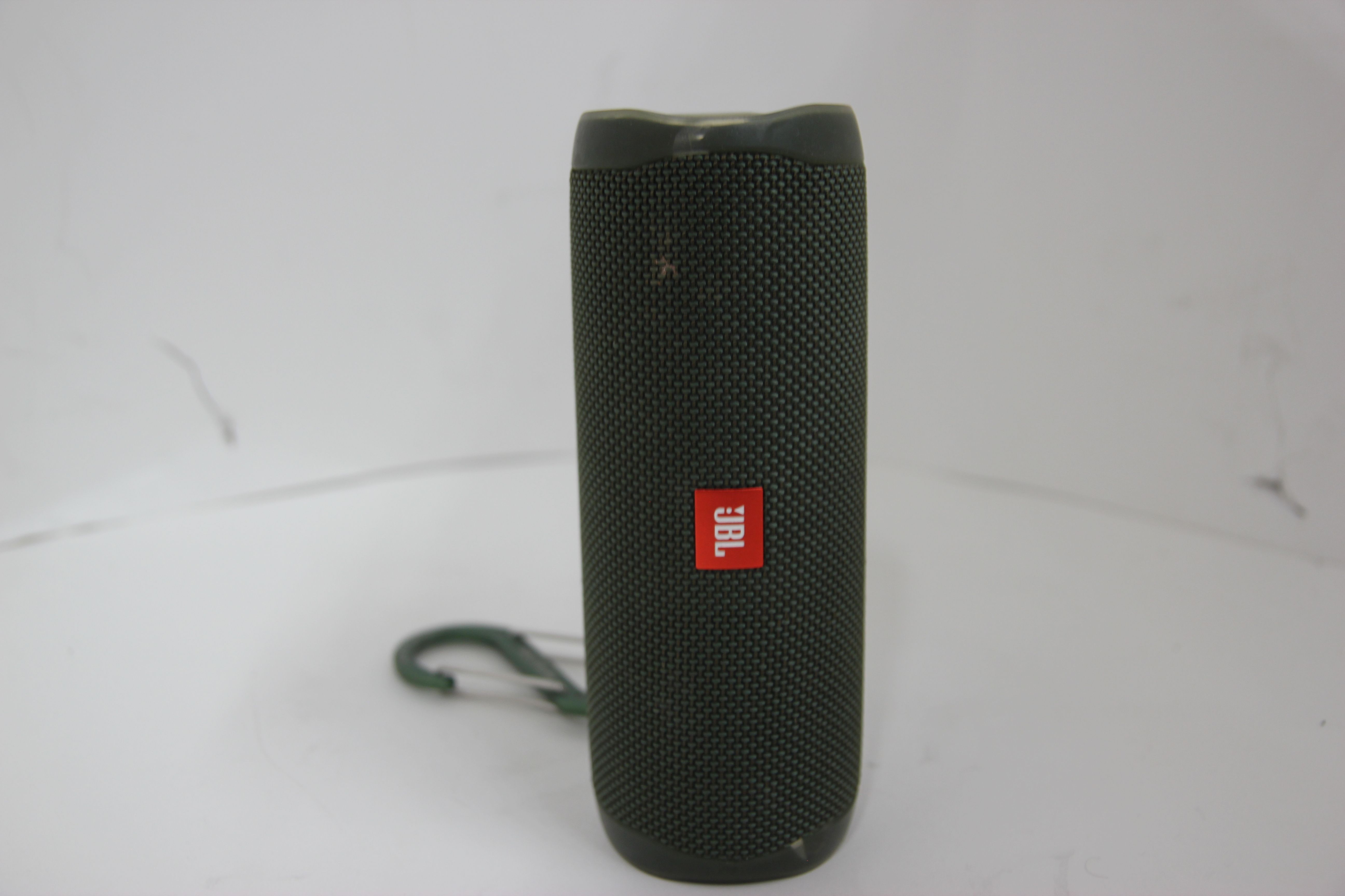 JBL Flip 5 Portable Bluetooth Speaker