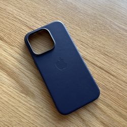 iPhone 14 Pro Leather Case Midnight Blue