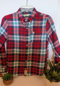 Abercrombie kids boys 9/10 shirt