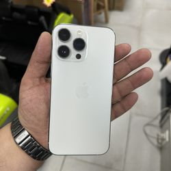 iPhone 14 Pro Max Unlocked 128GB! Finance For $50 Down Payment!!