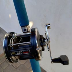 Fishing Pole Sabre Classic 7'  15lbs-40line with penn reel