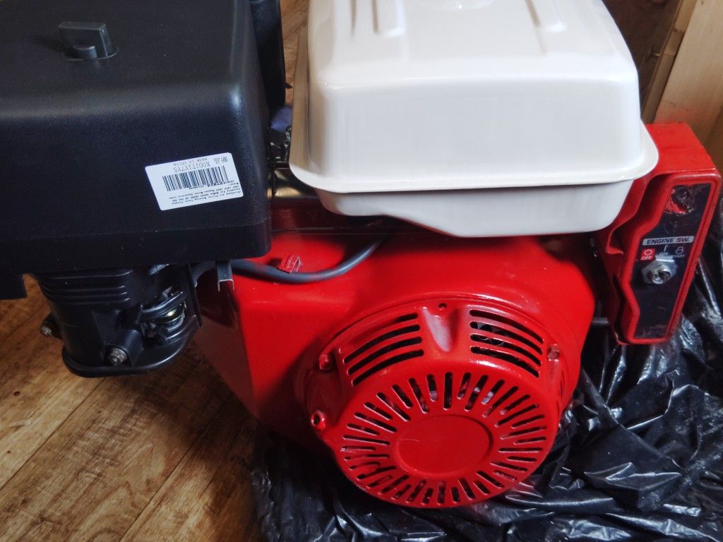 HONDA GX 390 ENGINE Electric Start BRAND NEW Everything. Try First