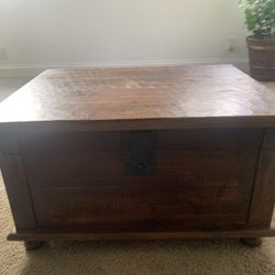 Coffee Table / Storage