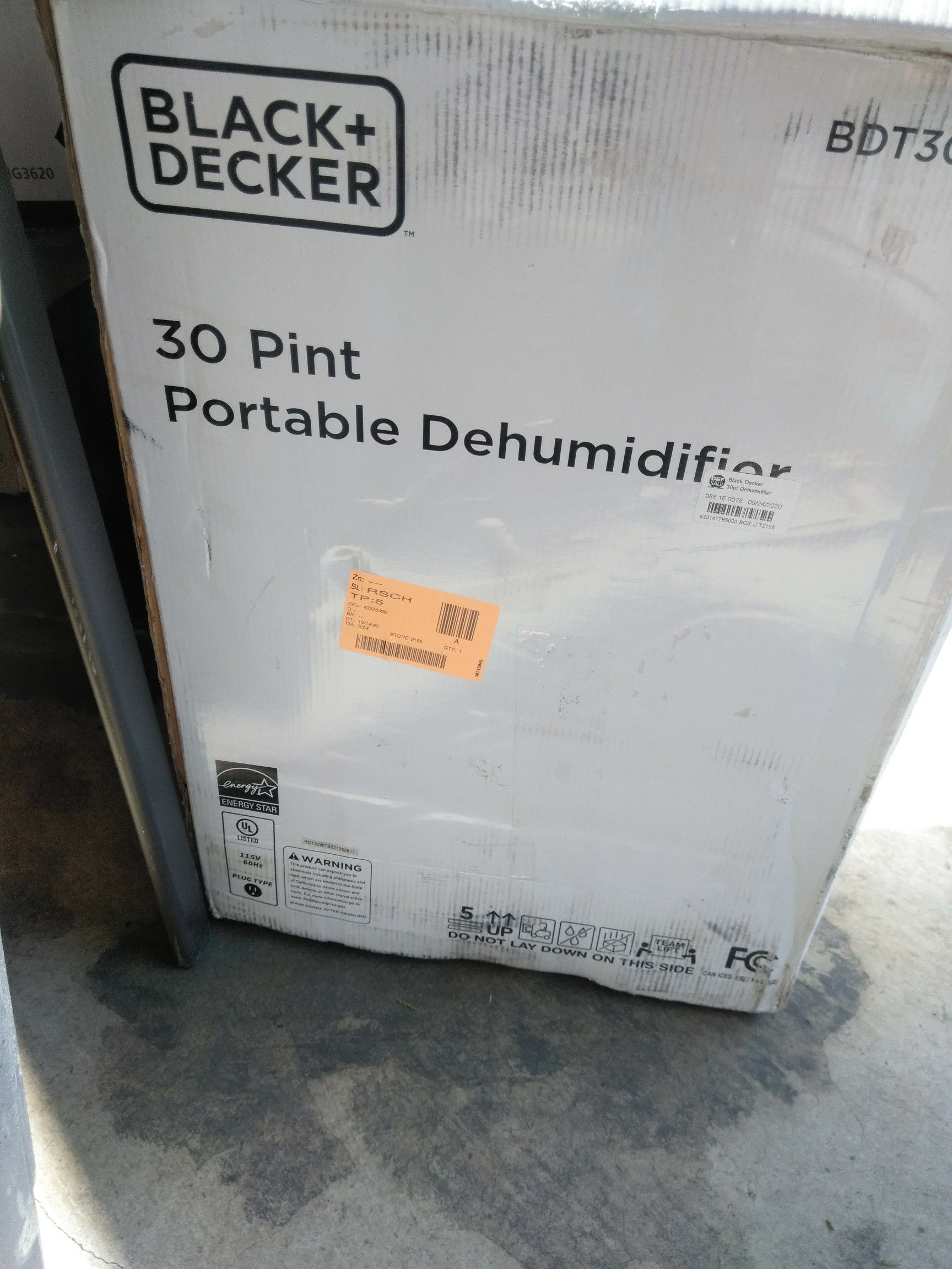 Black and decker 30 pint portable dehumidifier