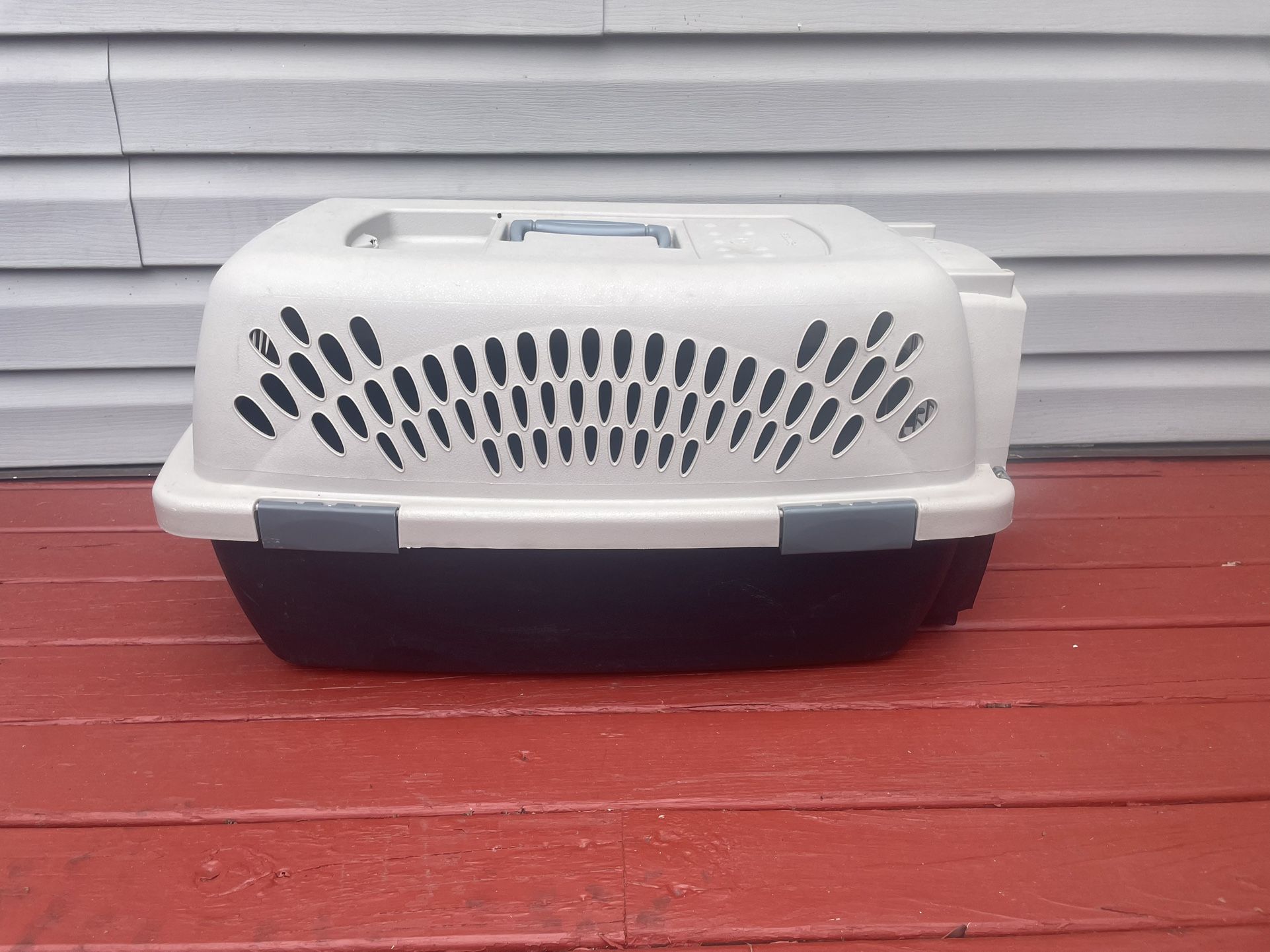 Pet Taxi Petmate 20”L x12 “ Hx12”w
