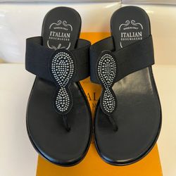 Italian Shoemakers Embrace Black Mid Wedge Slip On Sandal 8.5 So Comfy! new in box $25- sandalias Nuevas Muy Cómodas