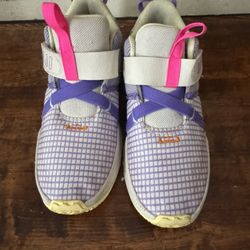 LeBron Witness 7 Basketball Shoe