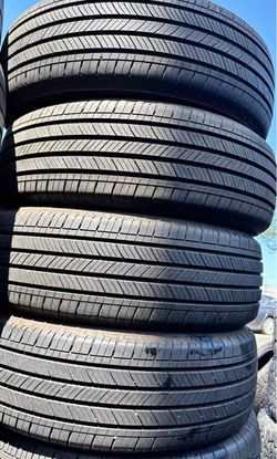 Set 225/60-18 Michelin con el 80% de vida