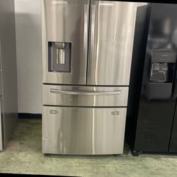 Samsung Four Door Refrigerator OY3