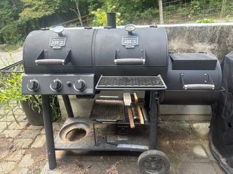 Oklahoma Joe’s Longhorn Combo Grill & Smoker