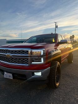 2014 Chevrolet Silverado (Classic) 1500 Crew Cab · LT Pickup 4D 5 3/4 ft