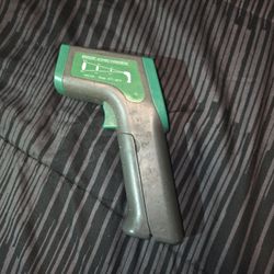 INFRARED THERMOMETER