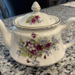 Kensington Teapot