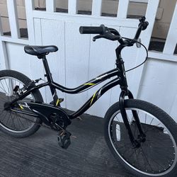 aluminium bike evryting work good tires size 20” for kids bike