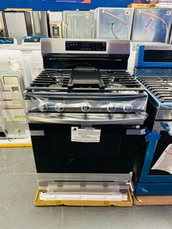 Samsung 30” Gas Stove With Air Fry/Convection BRAND NEW