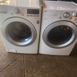 LG Steam Washers And Dryer Electric 