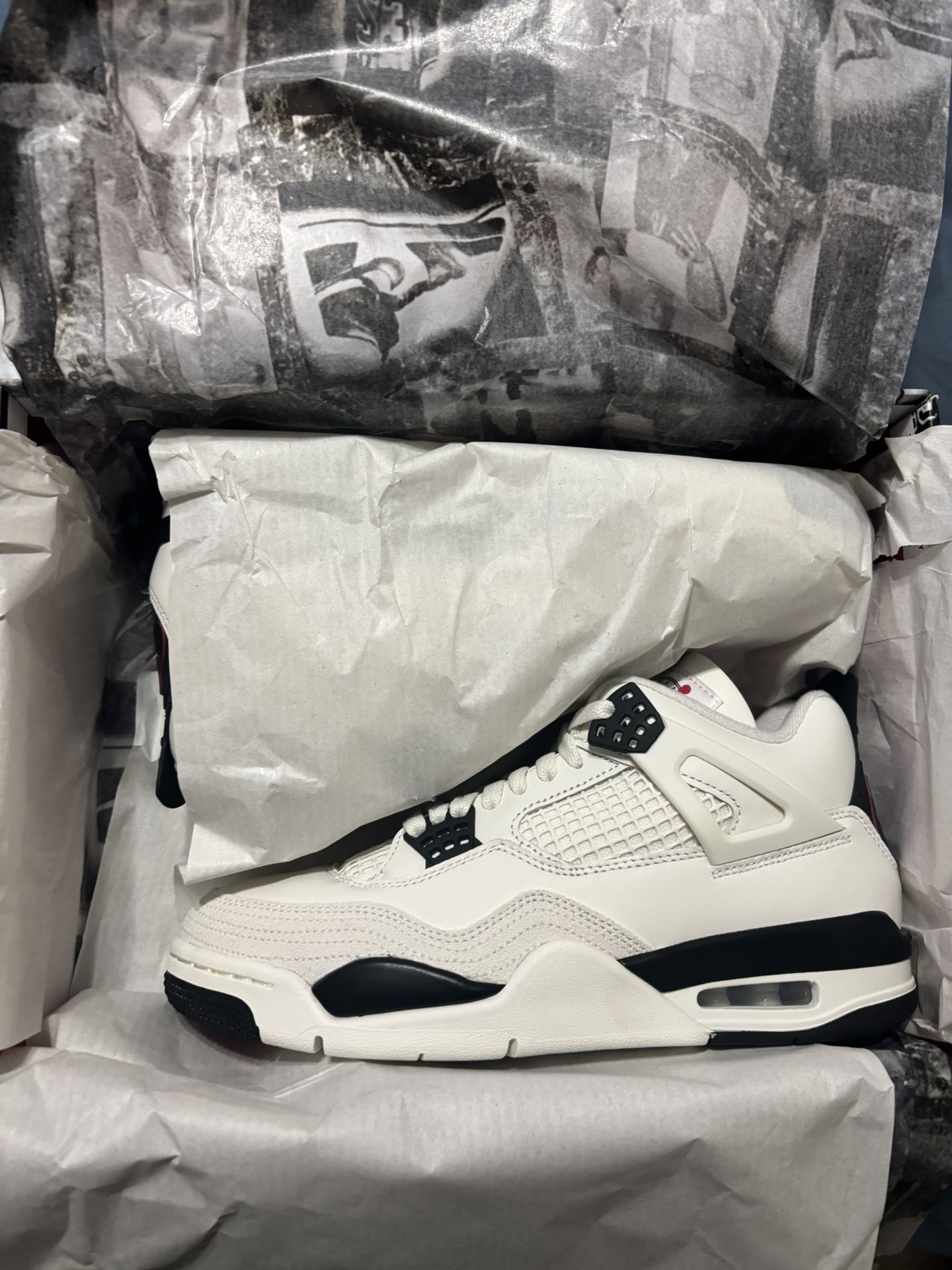 Jordan 4 Flight Club