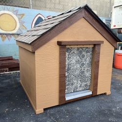 Dog House With Delivery In Bakersfield 