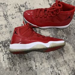 Jordan Retro 11 Cherry Red 